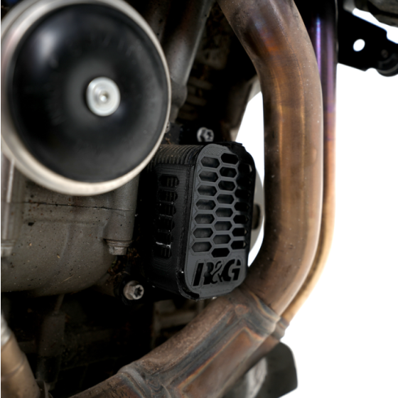 Протектор за маслен радиатор R&amp;G RACING Oil Cooler Guard KOVE 800X PRO 25-26