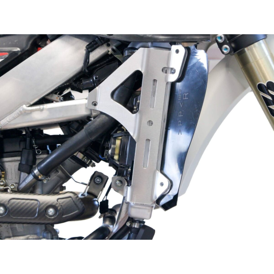 Подпора за радиатор AXP RACING WRF/XEF AL AX1725