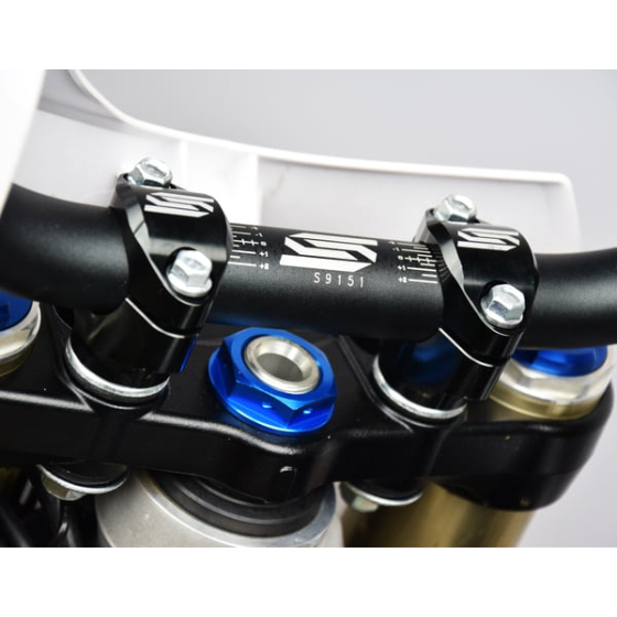 Скоби за кормило 28,6 SCAR TRPLE BLACK