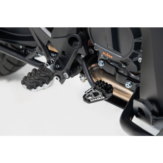 Удължение за лост задна спирачка SW-MOTECH BRAKE PEDAL EXTENSION 701 ENDURO