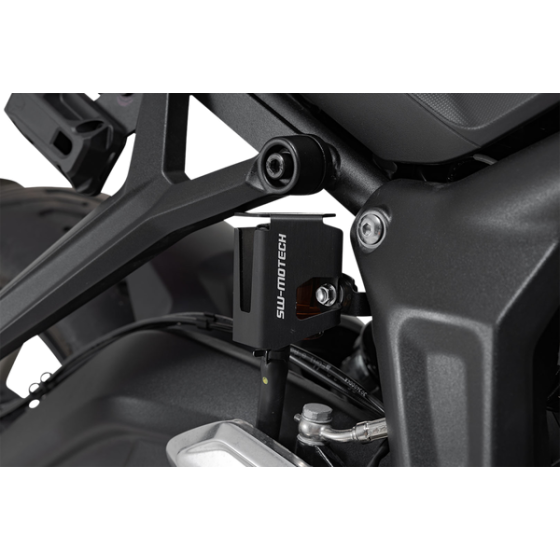 Протектор съд спирачна течност SW-MOTECH BRAKE RESERVOIR GUARD z