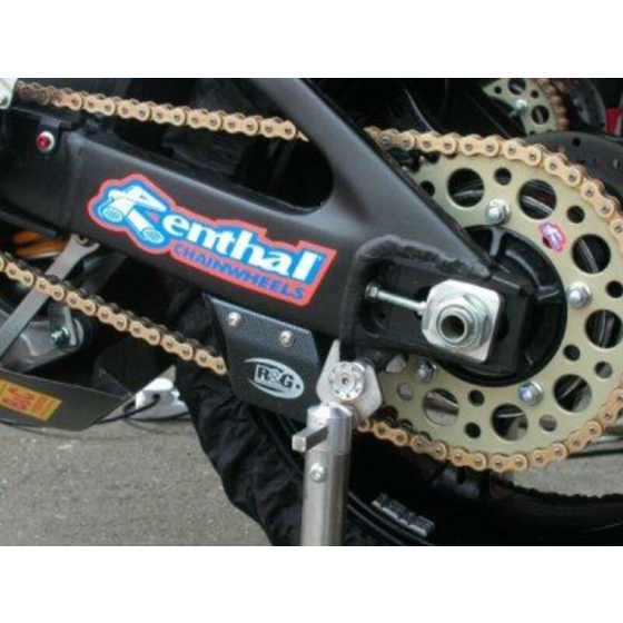 Водач за верига R&amp;G RACING Toe Chain Guard (Shark Tooth) ABS Carbon Look Aprilia/BMW/Ducati/KTM/KAW/HONDA/SUZUKI